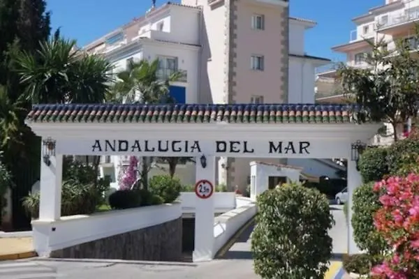 Impresionante Loft En Puerto Banus A Pie De Playa Apartment Marbella